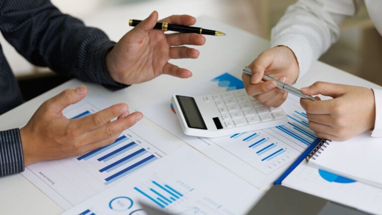 استراتيجيات تخطيط الموارد المالية لتحقيق الاستدامة المالية