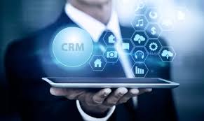 تطوير أنظمة إدارة العملاء (CRM) لتعزيز نجاح الأعمال